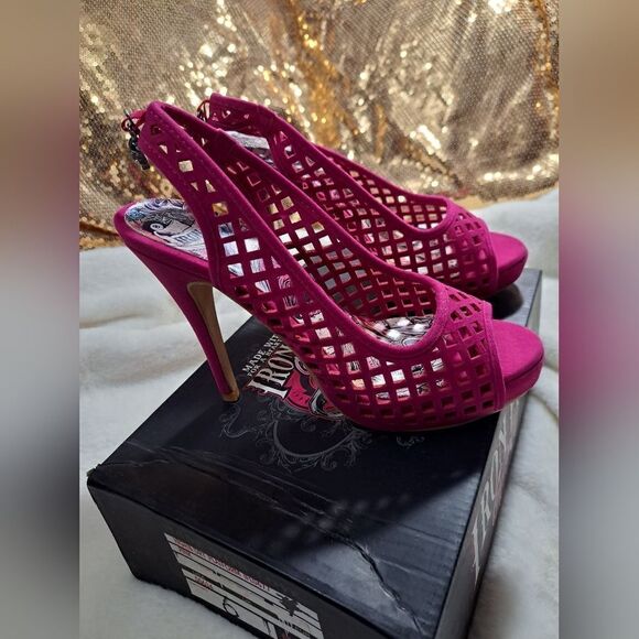 NIB Iron Fist High & Dry Platform - Picture 2 of 8